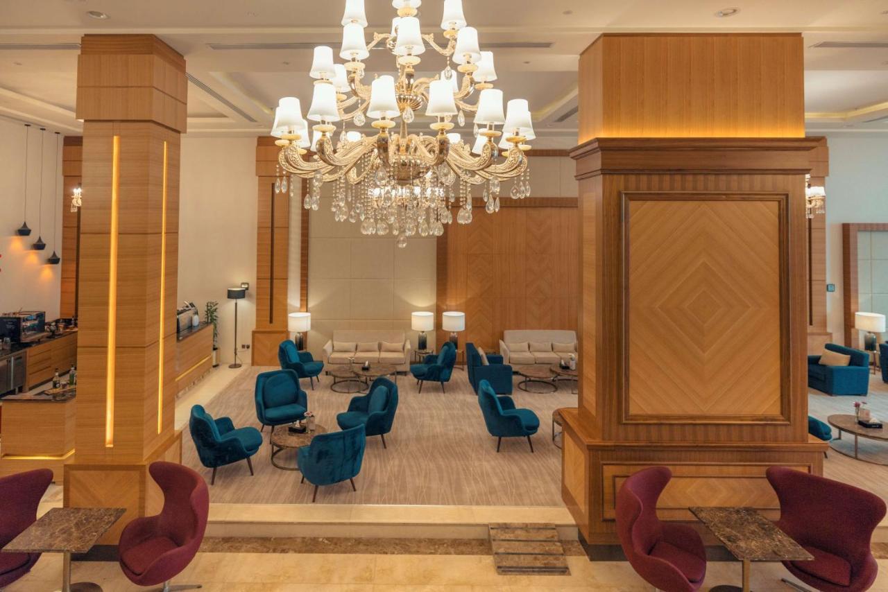 Radisson Blu Hotel, ブライダ エクステリア 写真
